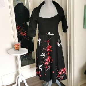 Japanese Cherry Blossom and crane print 50s retro style dress. Size 8. EUC
